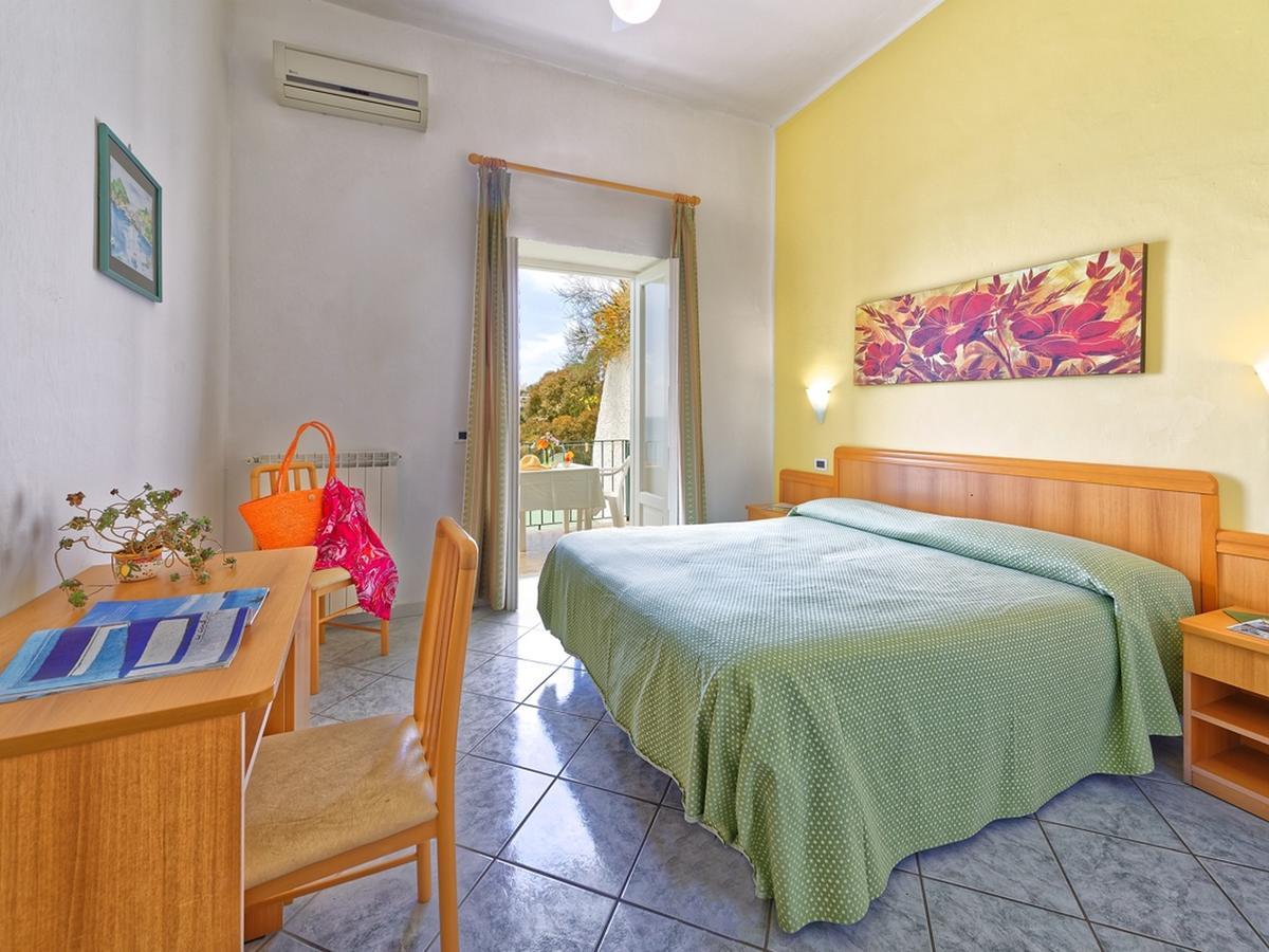 Hotel Villa Franz Sant'Angelo  Buitenkant foto